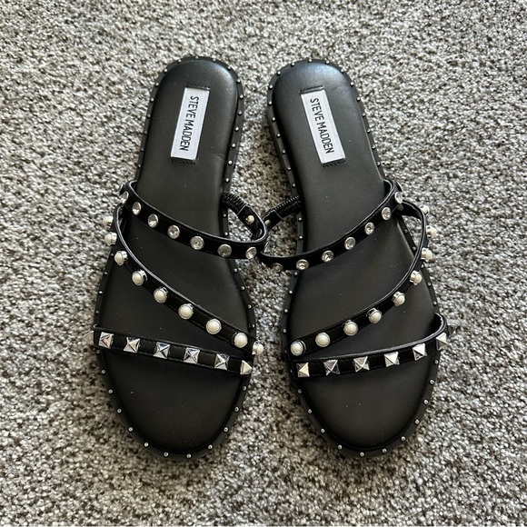 STEVE MADDEN 8 Black Stud Crystal Pearl Zaidy Sandals R $89 - Picture 6 of 8